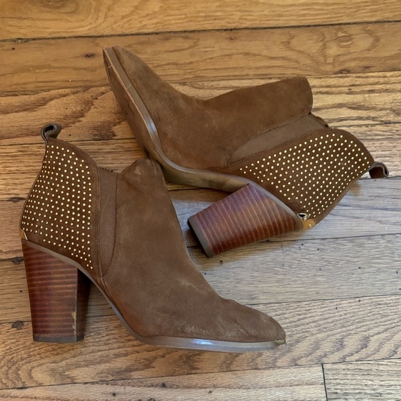 Michael Kors Suede Studded Krista Booties Block Heels 7.5 - Picture 3 of 16